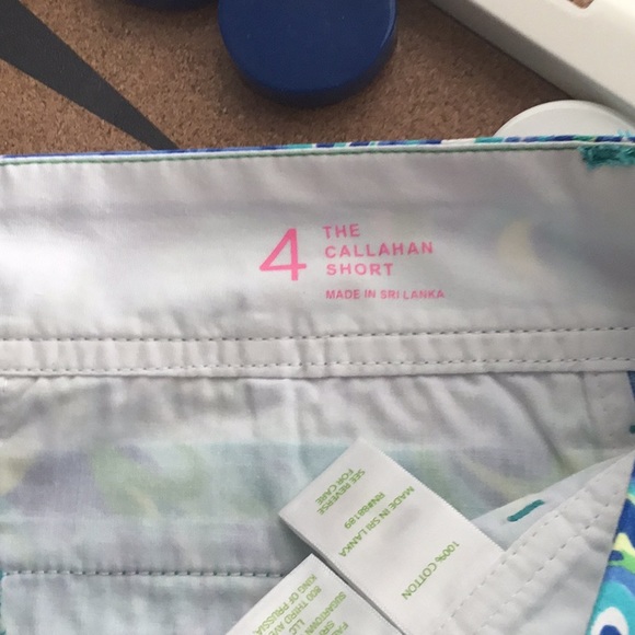 Lily Pulitzer blue/green/aqua short - Picture 3 of 3